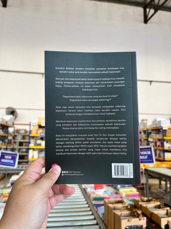 Tentang Pilihan: Membentuk Kerangka Fikir Dalam Menentukan Perjalanan Hidup by Dr Nur Aisyah Zainordin - IMAN Shoppe Bookstore