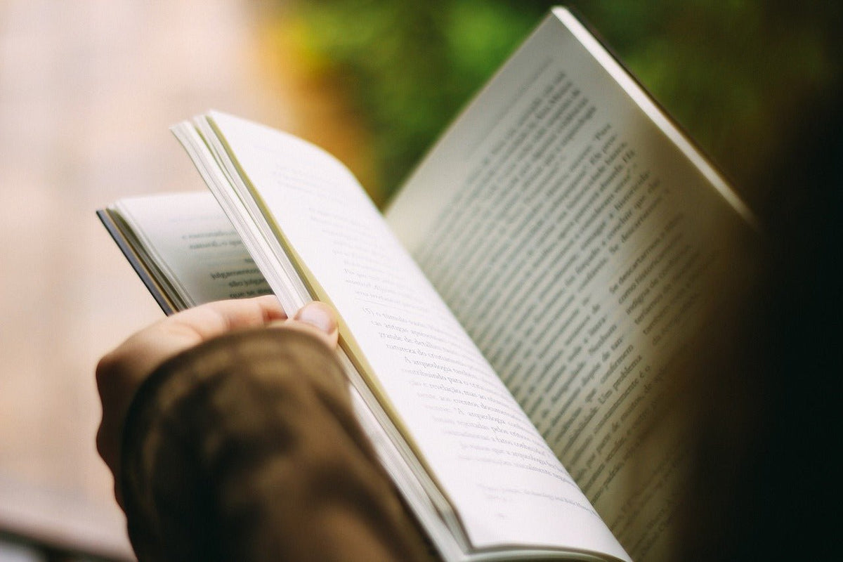 Aduh...susahnya nak habis baca buku! - IMAN Shoppe Bookstore